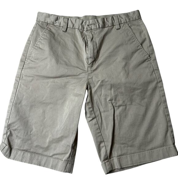 Vineyard Vines Flat front khaki Chino Shorts Size 18 - Picture 1 of 5